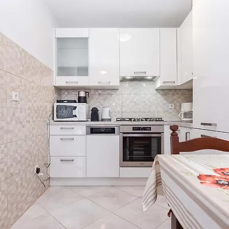 Rino, Lejlighed Poreč