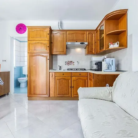 Rino, Appartement