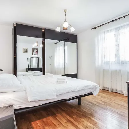 Rino, Appartement *